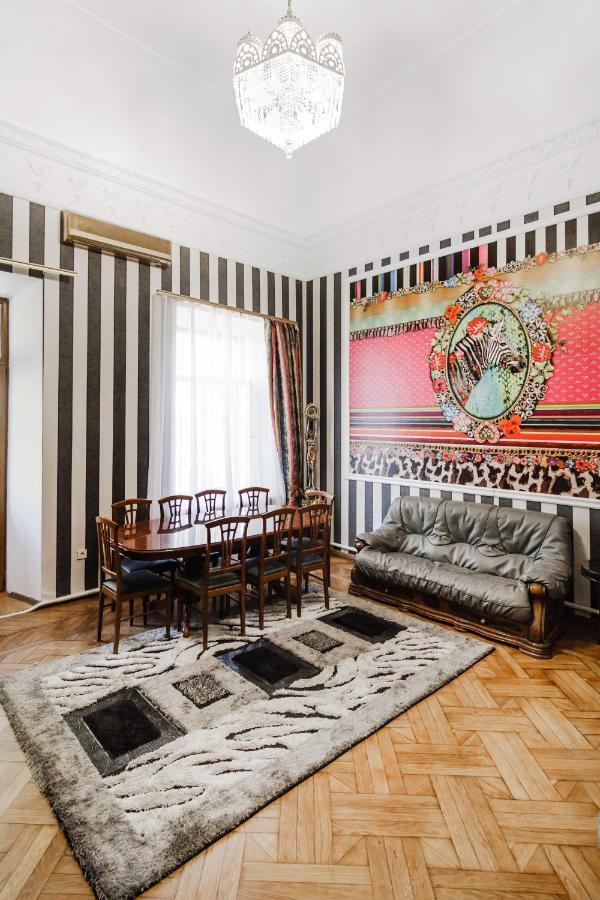 Katerynynska Street 3-Bedrooms Apartment 敖德萨 外观 照片