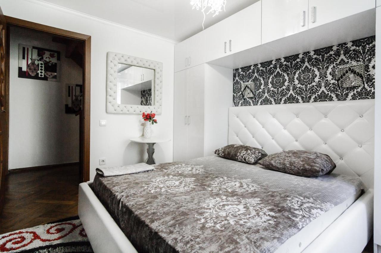 Katerynynska Street 3-Bedrooms Apartment 敖德萨 外观 照片